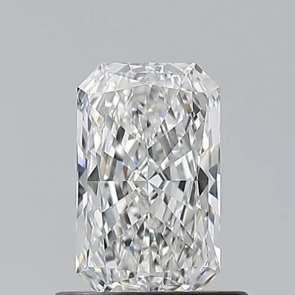 0.7ct RADIANT E VS2 Natural diamond