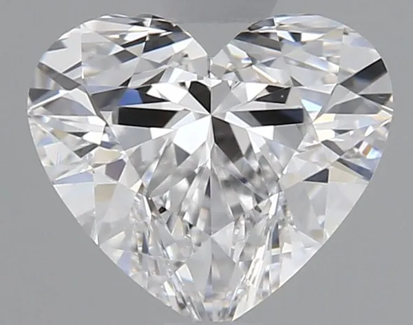 0.71ct HEART E VS1 Natural diamond