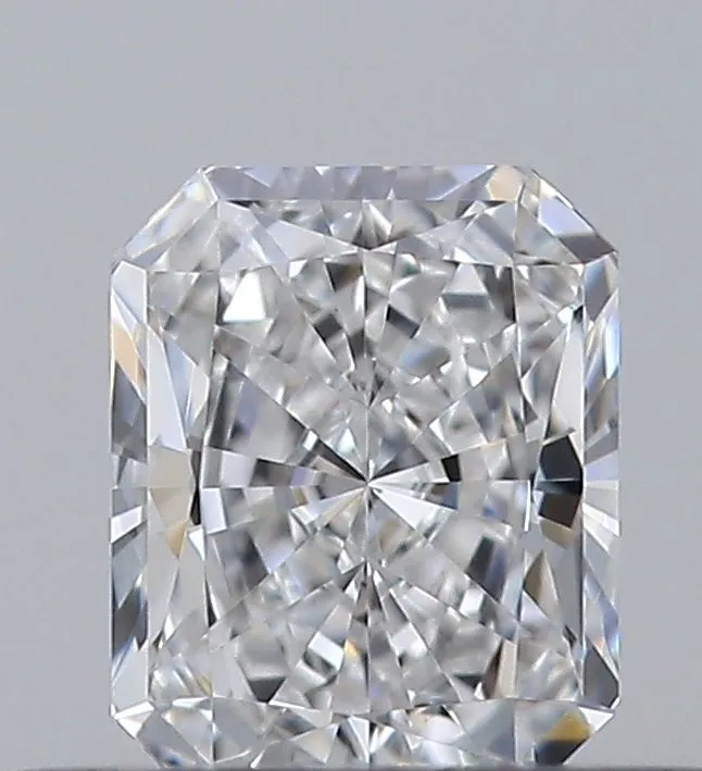 0.32ct RADIANT E IF Natural diamond