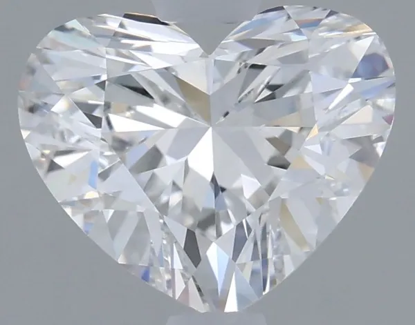 1.04ct HEART E VVS2 Lab diamond
