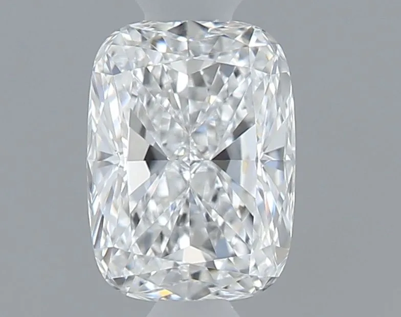 0.33ct CUSHION E VVS2 Natural diamond