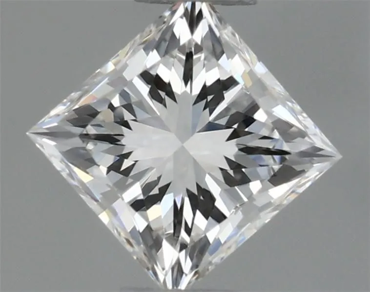 0.37ct PRINCESS H VVS2 Natural diamond