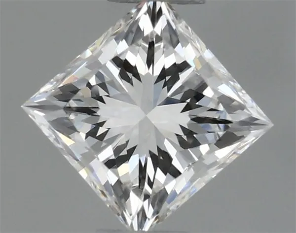 0.37ct PRINCESS H VVS2 Natural diamond