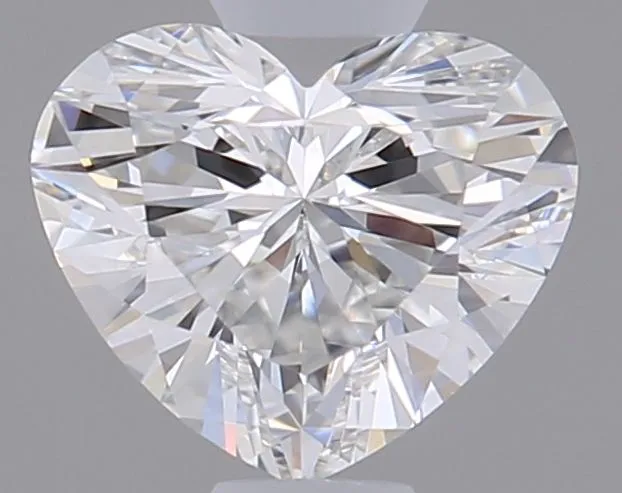 0.39ct HEART F VVS2 Natural diamond
