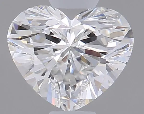 0.39ct HEART F VVS2 Natural diamond