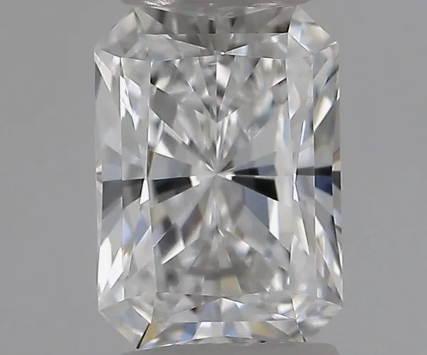 0.35ct RADIANT D VVS2 Natural diamond
