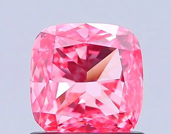 1.03ct CUSHION Fancy Vivid Pink VVS2 Coloured Lab diamond