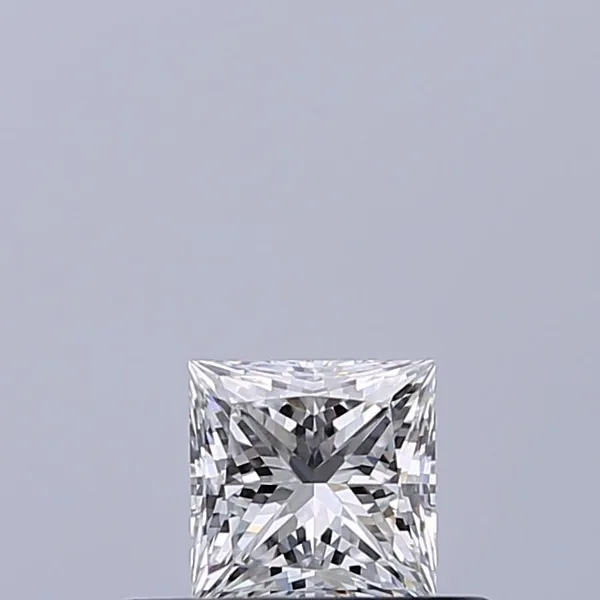 0.33ct PRINCESS E VVS1 Natural diamond