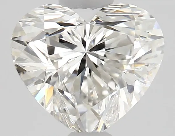 0.7ct HEART G VVS1 Natural diamond