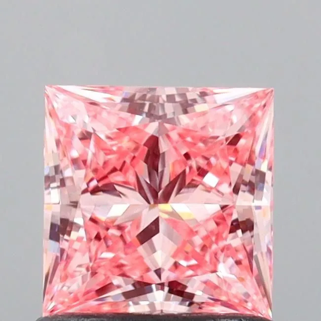 0.95ct PRINCESS Fancy Vivid Pink VVS2 Coloured Lab diamond