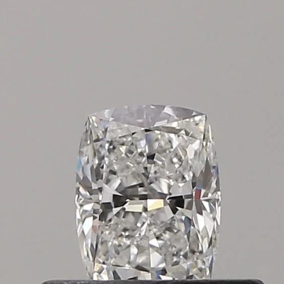 0.40ct CUSHION E VS1 Natural diamond