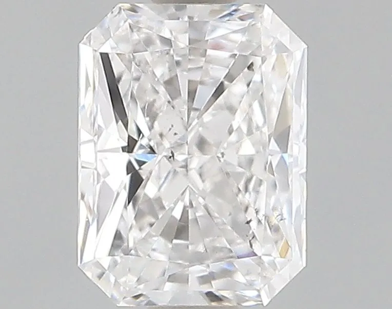 0.71ct RADIANT E SI1 Natural diamond