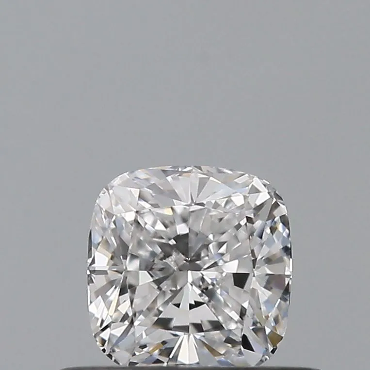 0.40ct CUSHION D VVS1 Natural diamond