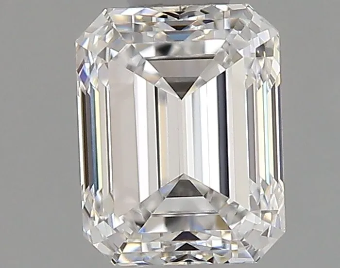 0.60ct EMERALD E VVS2 Natural diamond