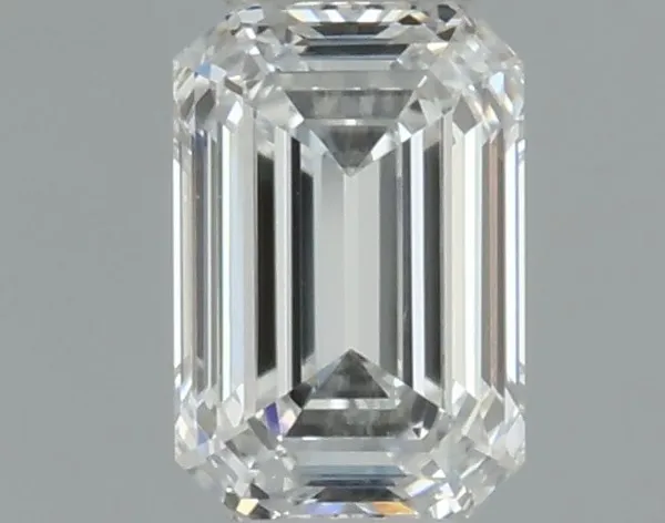 0.3ct EMERALD E VS1 Natural diamond