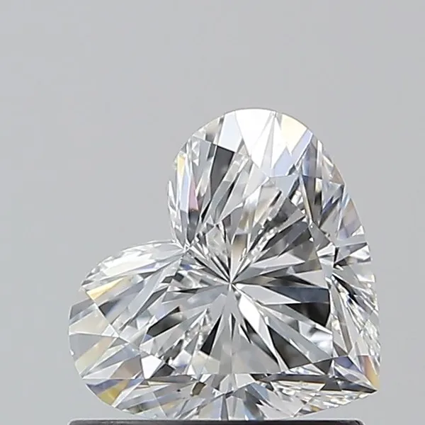 0.9ct HEART E VS2 Natural diamond
