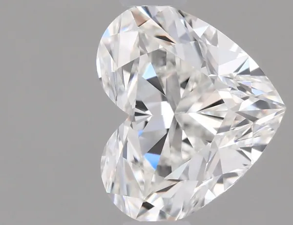 0.8ct HEART G VVS2 Natural diamond