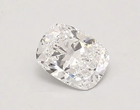 0.58ct CUSHION D VVS2 Lab diamond