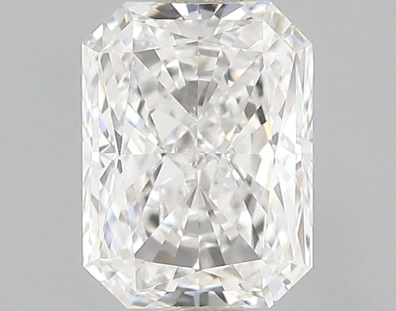 0.70ct RADIANT E VVS1 Natural diamond