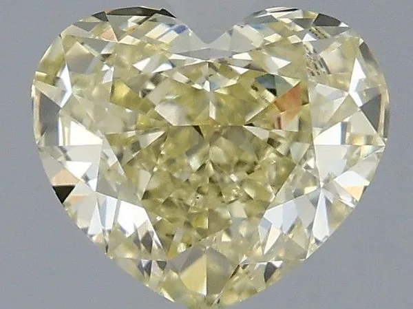 1.08ct HEART Fancy Yellow VS1 Coloured Lab diamond