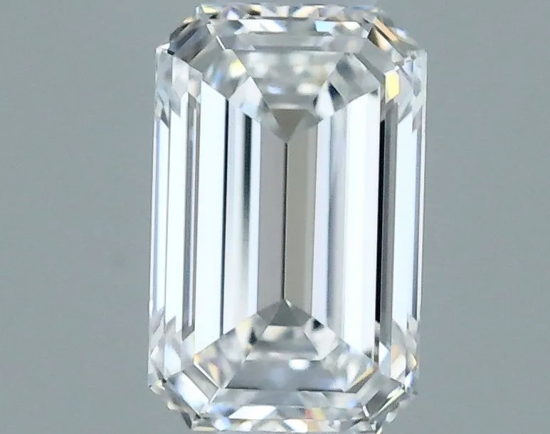0.30ct EMERALD D VVS1 Natural diamond