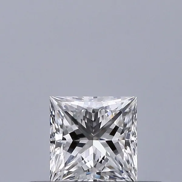 0.3ct PRINCESS D VVS1 Natural diamond