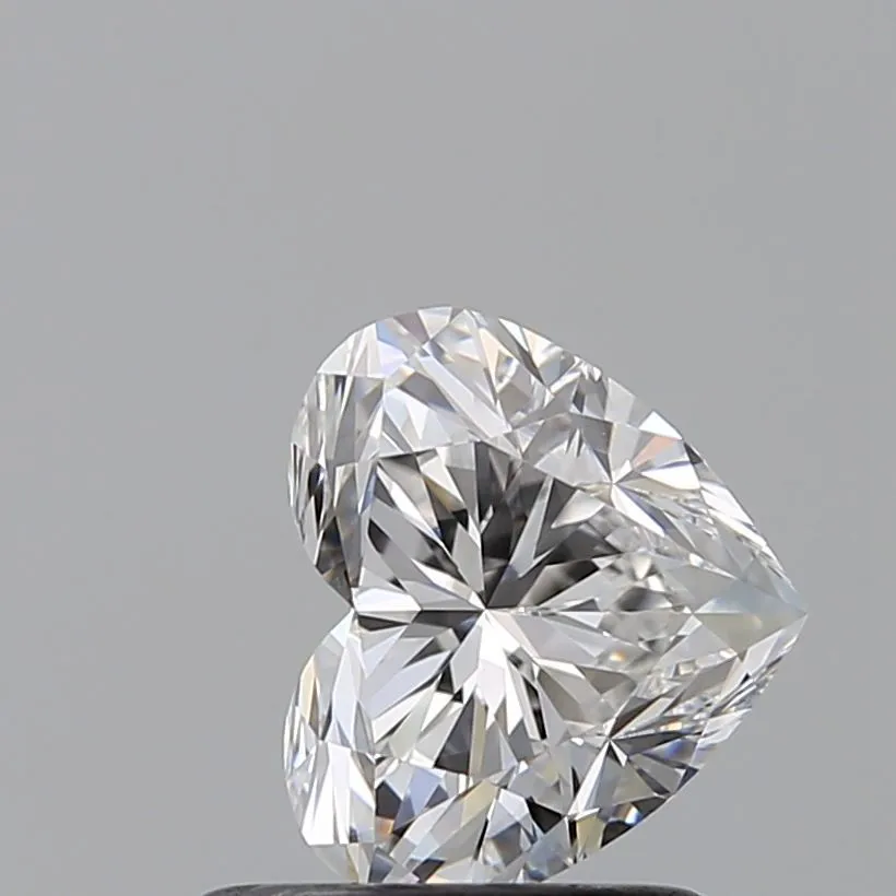 0.84ct HEART E VS1 Natural diamond