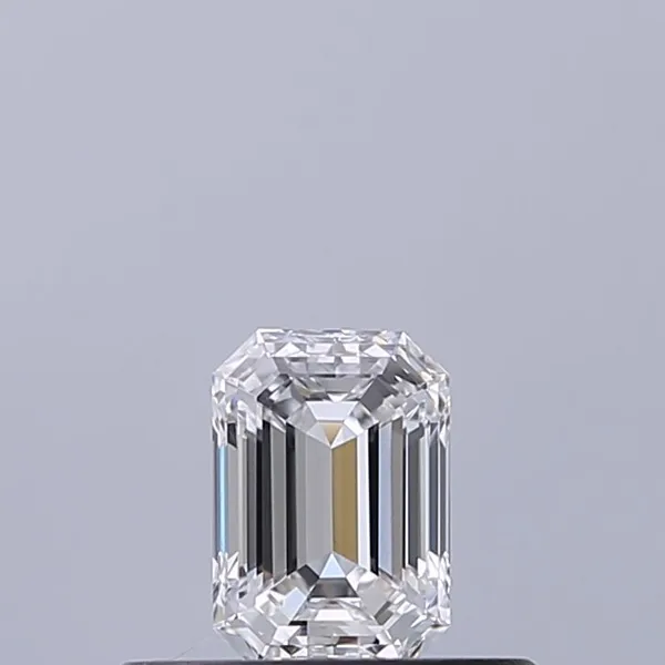 0.32ct EMERALD D VVS2 Natural diamond