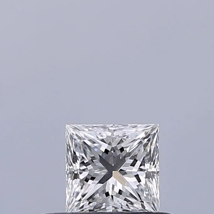 0.32ct PRINCESS E VVS2 Natural diamond