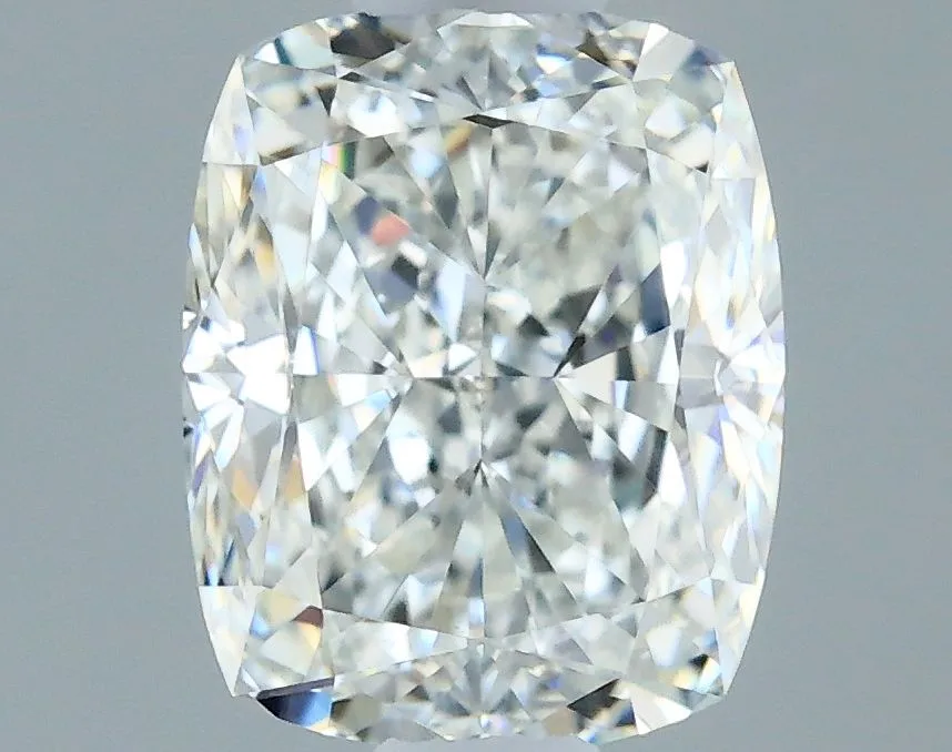 0.70ct CUSHION G VVS2 Natural diamond