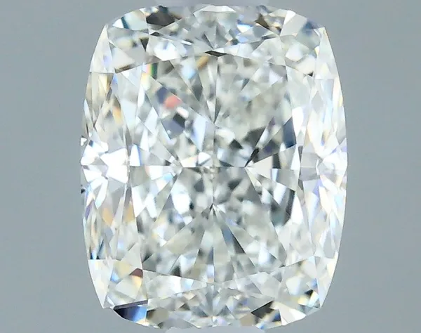 0.7ct CUSHION G VVS2 Natural diamond