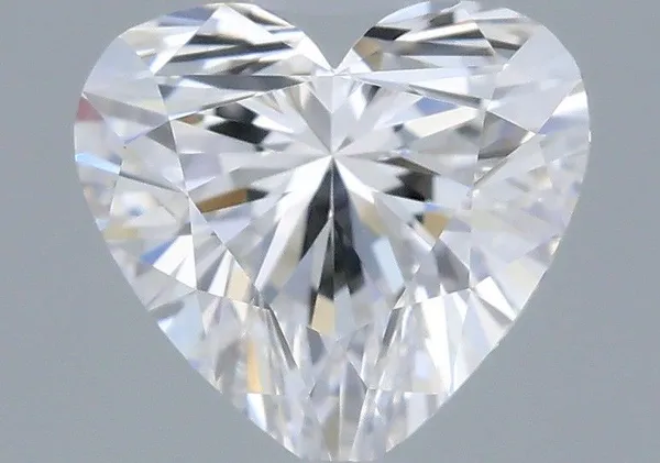 0.58ct HEART D VVS1 Lab diamond