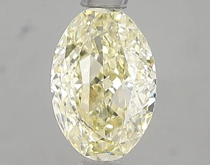 1.06ct OVAL Fancy Light Yellow VVS2 Coloured Lab diamond