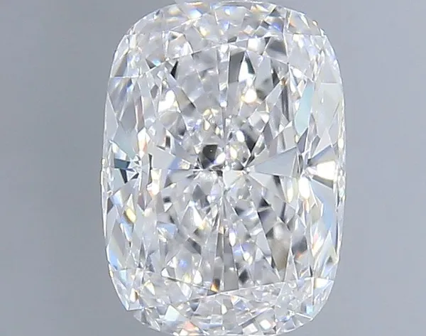 0.6ct CUSHION E VVS1 Natural diamond
