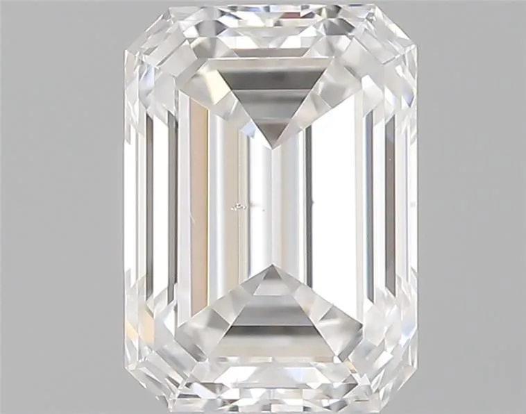 0.37ct EMERALD E SI1 Natural diamond