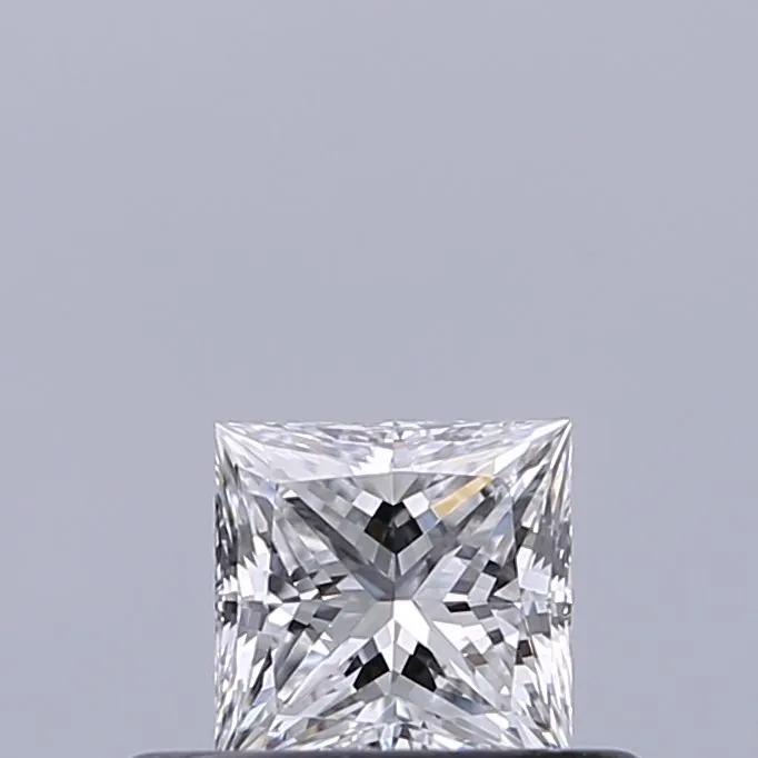 0.31ct PRINCESS D VVS2 Natural diamond