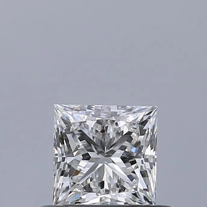 0.45ct PRINCESS E VVS1 Natural diamond