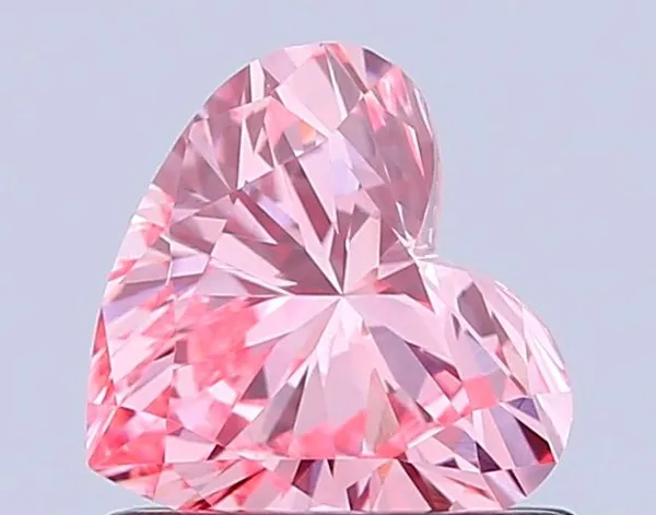 0.73ct HEART Fancy Vivid Pink VS2 Coloured Lab diamond