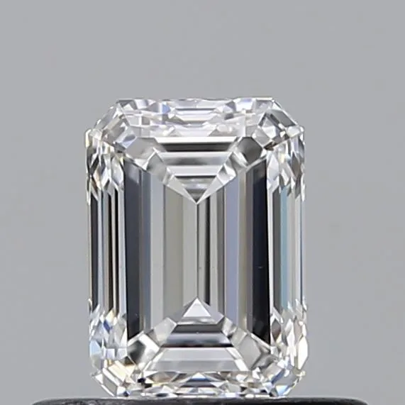 0.51ct EMERALD E VVS2 Natural diamond