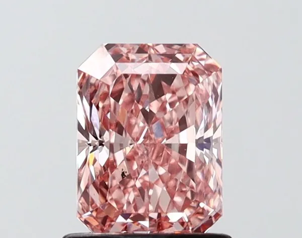1.11ct RADIANT Fancy Vivid Pink VVS2 Coloured Lab diamond