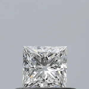 0.32ct PRINCESS D VVS2 Natural diamond