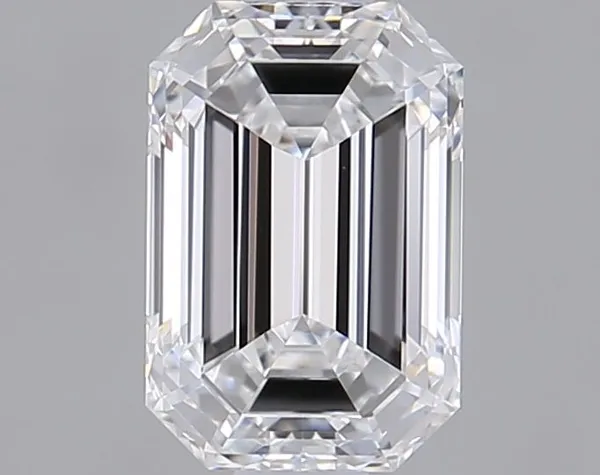 0.7ct EMERALD E VVS1 Natural diamond