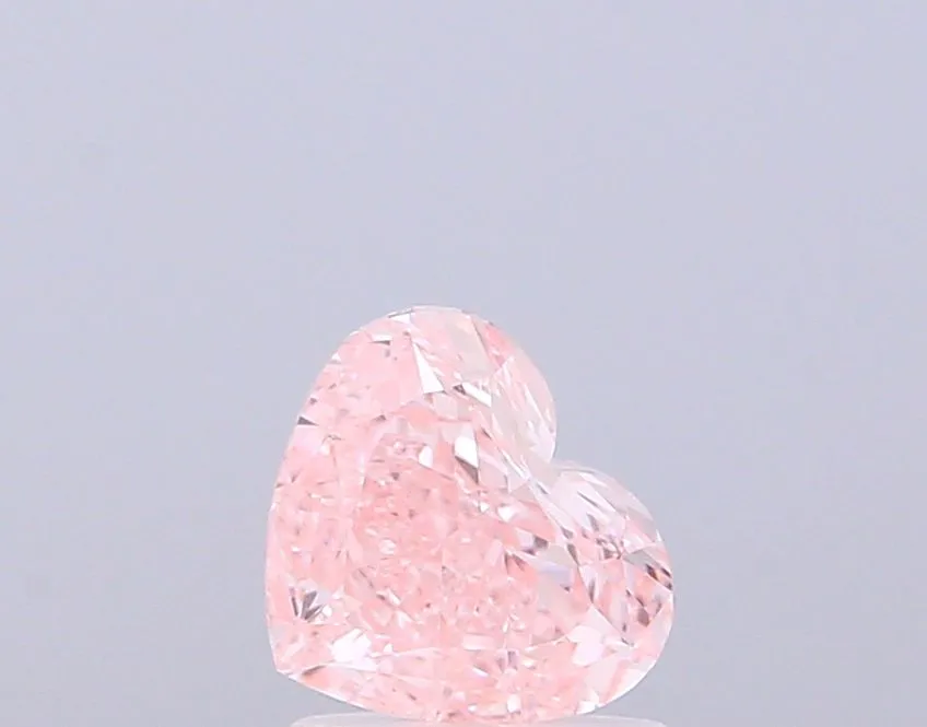 1.01ct HEART Fancy Vivid Pink VVS2 Coloured Lab diamond