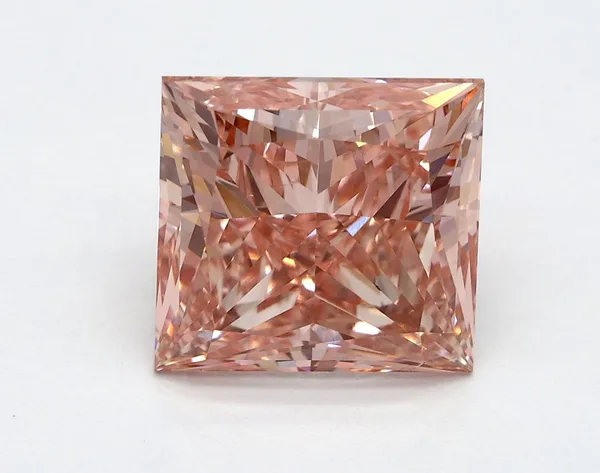 3.2ct PRINCESS Fancy Vivid Pink VS2 Coloured Lab diamond