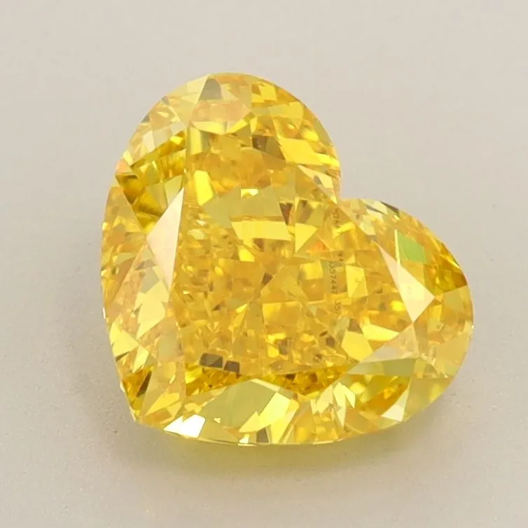 1.52ct HEART Fancy Vivid Yellow VS1 Coloured Lab diamond
