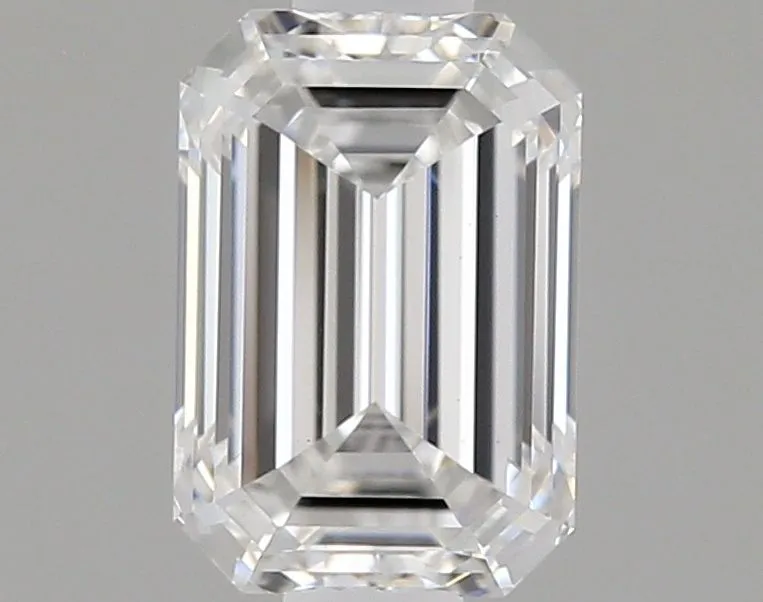 0.71ct EMERALD E VS1 Lab Grown diamond