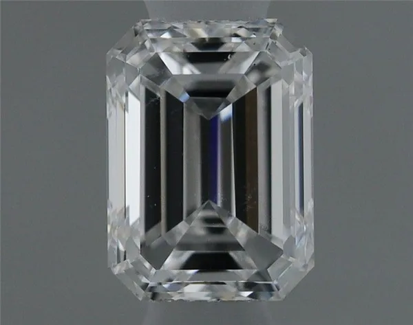 0.38ct EMERALD E VS2 Natural diamond