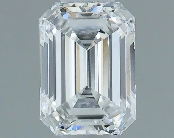 0.31ct EMERALD E VVS2 Natural diamond