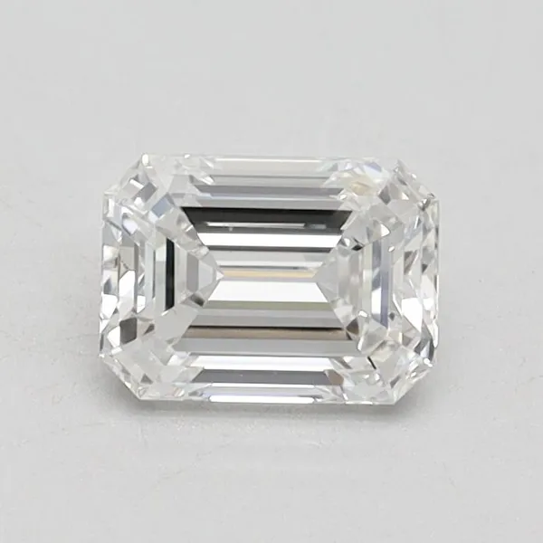 0.69ct EMERALD E VVS2 Lab diamond