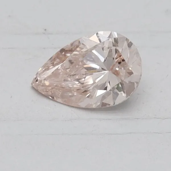 0.4ct PEAR Fancy Light Pink VS2 Coloured Lab diamond